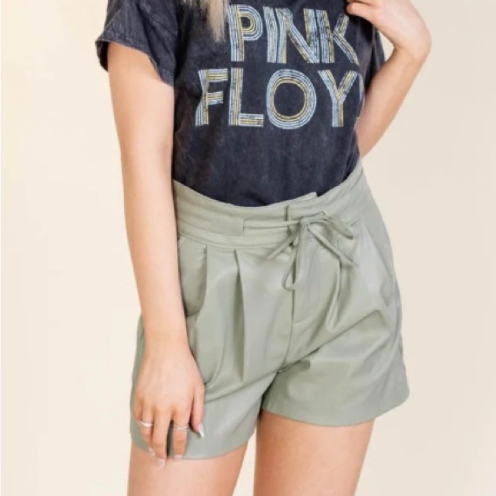 Women's Green Pleated Shorts